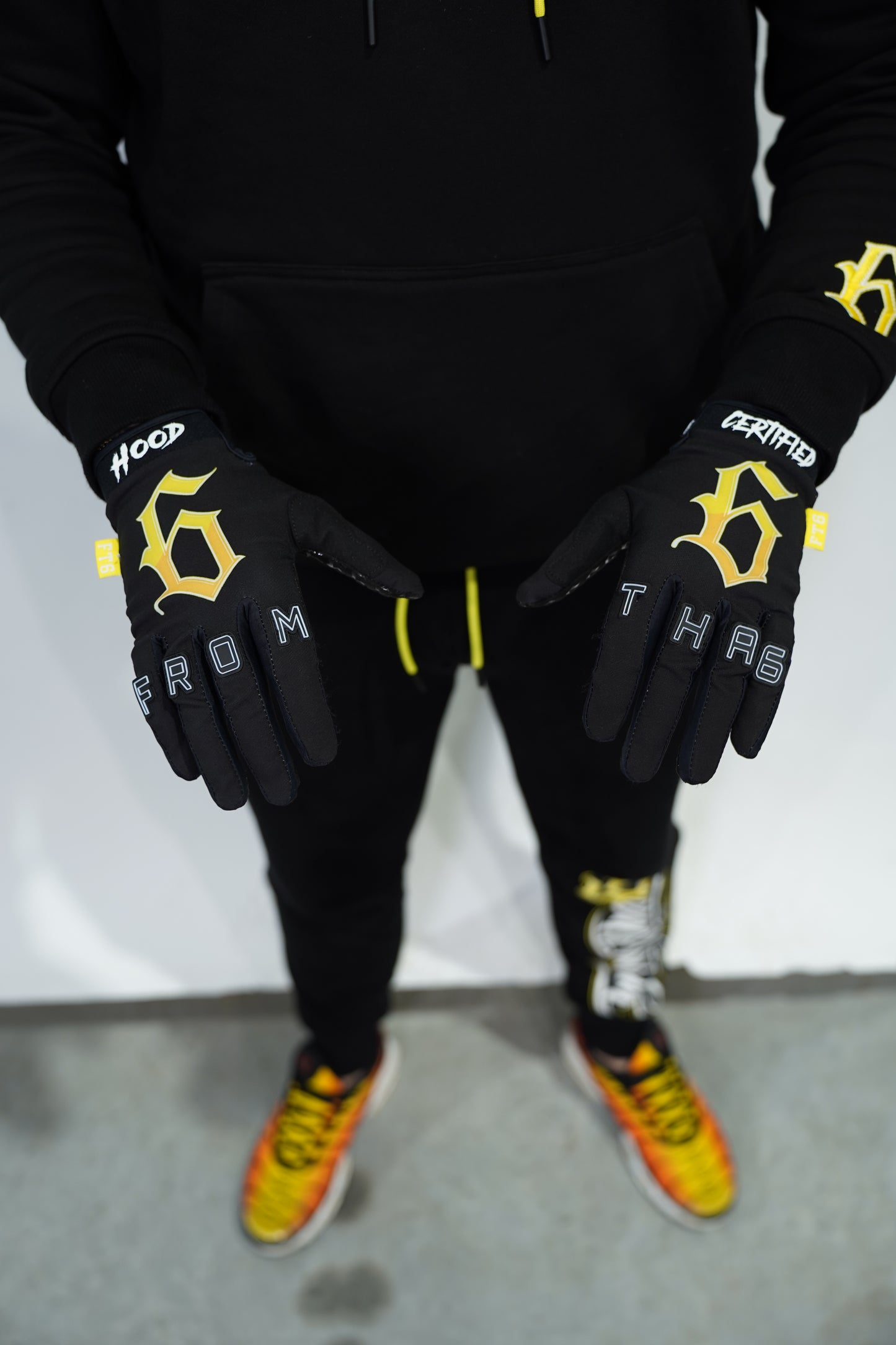 BUMBLEBEE YELLOW RIDING GLOVES