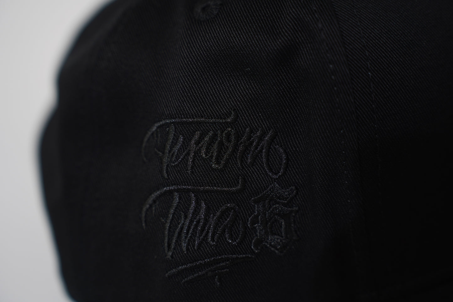 BLACKONBLACK SNAPBACK