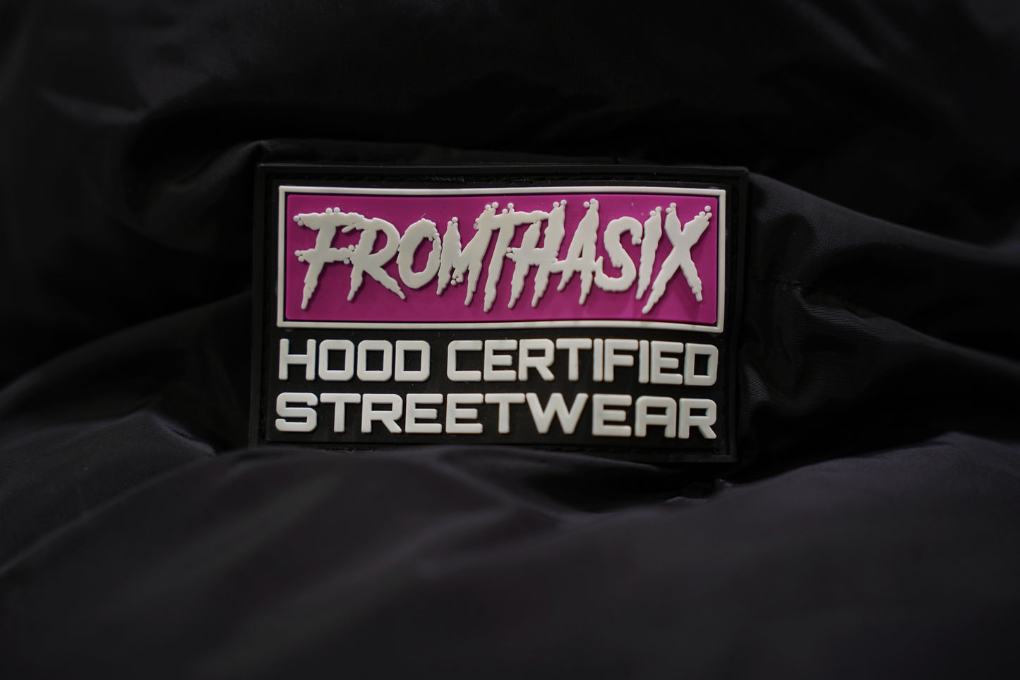 WOMENS BUBBLEGUM PINK PUFFER JACKET