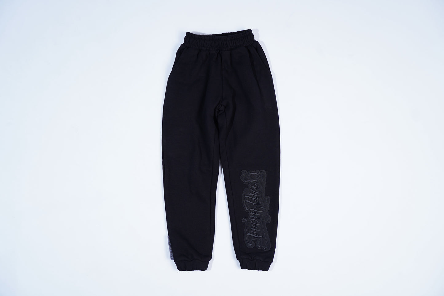 KIDS BLACK ON BLACK JOGGER