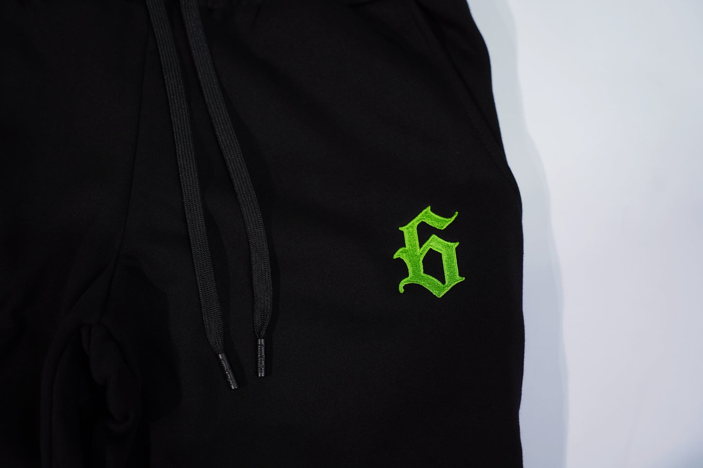 MUZZ GREEN 6 JOGGER