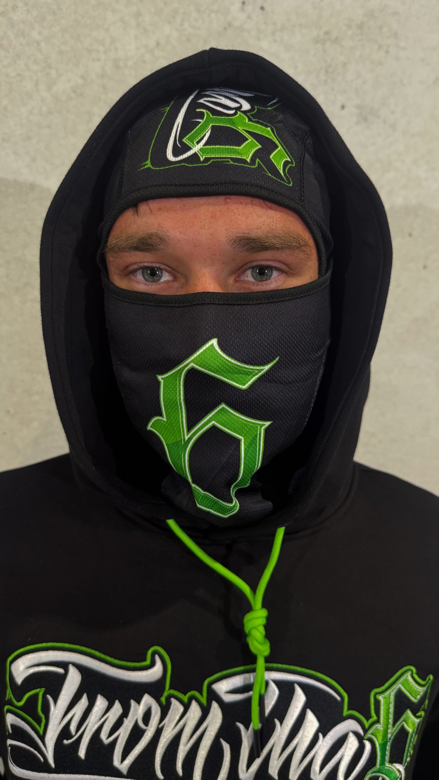 MUZZ GREEN RIDING MASK