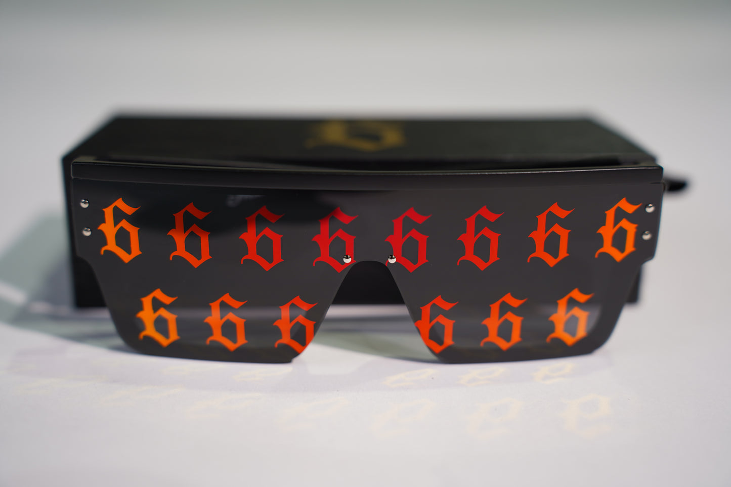 RED/GOLD REFLECTIVE SUNGLASSES