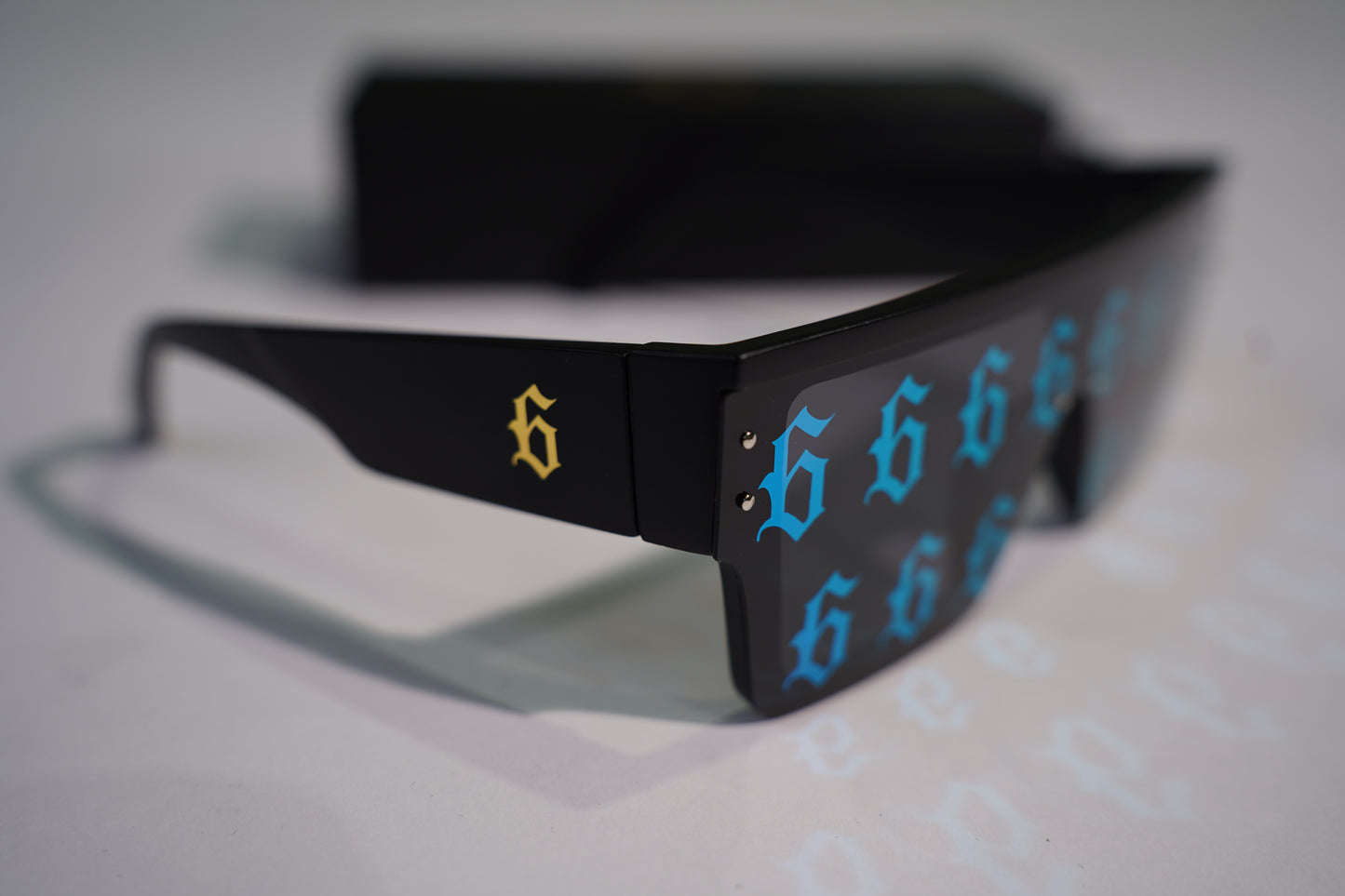 TEAL REFLECTIVE SUNGLASSES