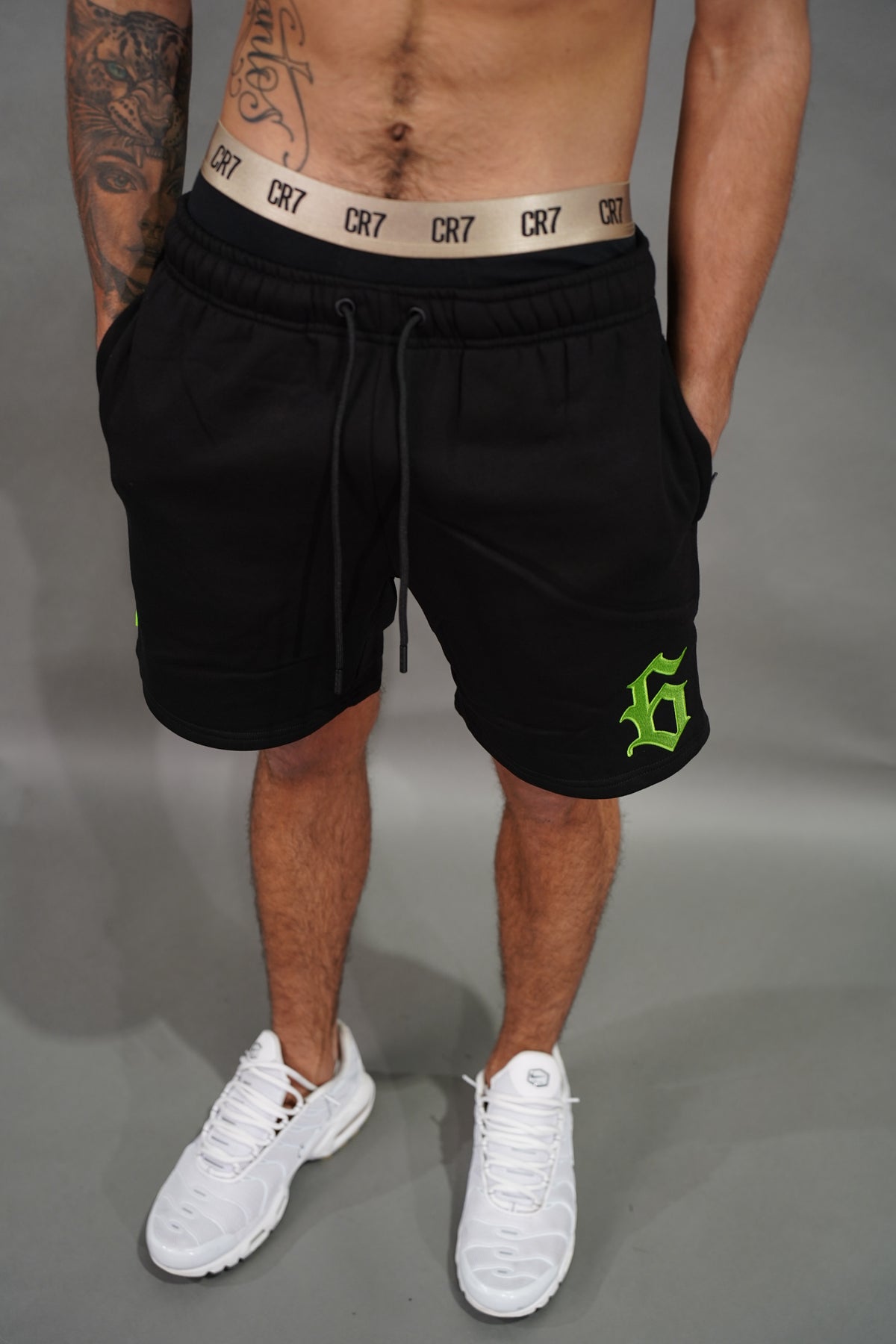 MUZZ GREEN 6 COTTON SHORTS