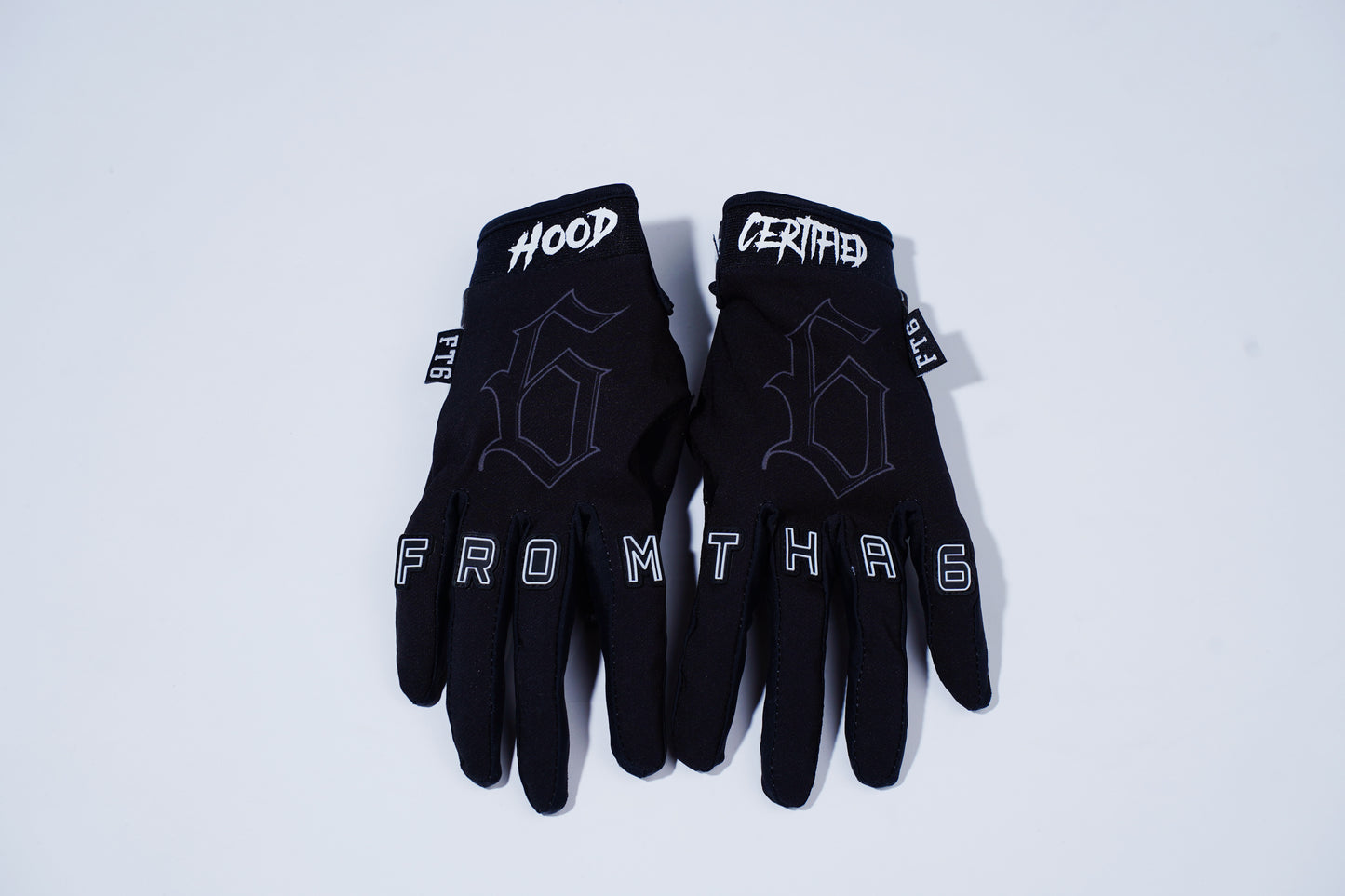 BLACK RIDING GLOVES